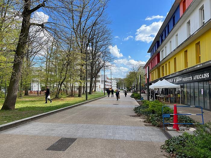 Tremblay-en-France - Immobilier - CENTURY 21 Vert-Galant - Esplanade_Maurice_Audin