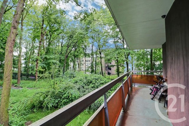 Appartement F3 à vendre - 3 pièces - 74.16 m2 - TREMBLAY EN FRANCE - 93 - ILE-DE-FRANCE - Century 21 Vert-Galant