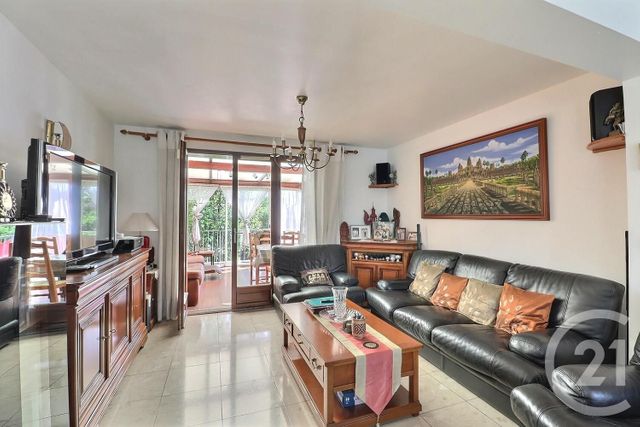 maison à vendre - 5 pièces - 123.42 m2 - TREMBLAY EN FRANCE - 93 - ILE-DE-FRANCE - Century 21 Vert-Galant