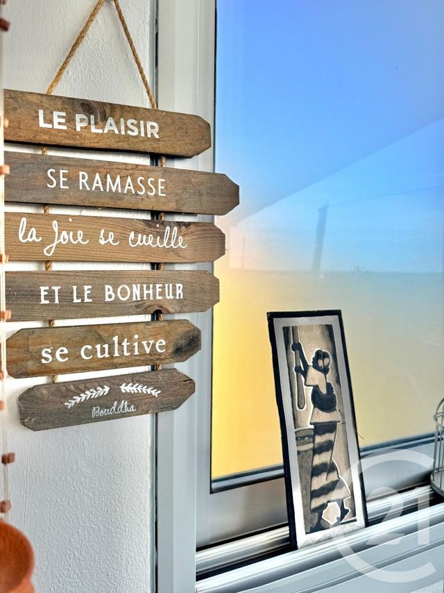 Appartement F3 à vendre - 3 pièces - 71.6 m2 - TREMBLAY EN FRANCE - 93 - ILE-DE-FRANCE - Century 21 Vert-Galant