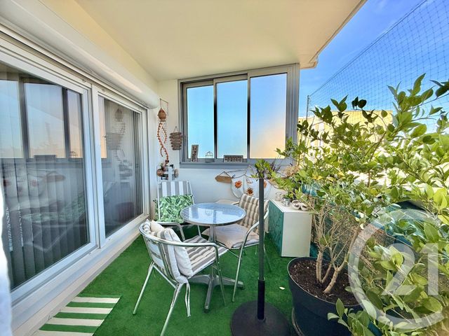 Appartement F3 à vendre - 3 pièces - 71.6 m2 - TREMBLAY EN FRANCE - 93 - ILE-DE-FRANCE - Century 21 Vert-Galant