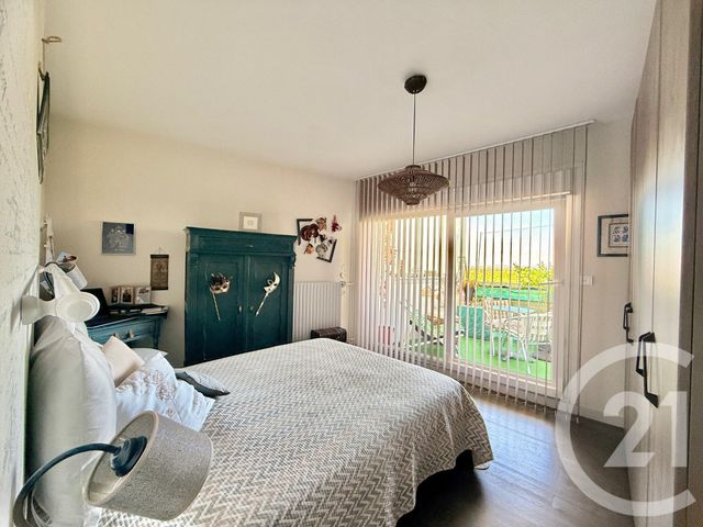 Appartement F3 à vendre - 3 pièces - 71.6 m2 - TREMBLAY EN FRANCE - 93 - ILE-DE-FRANCE - Century 21 Vert-Galant