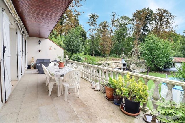 maison à vendre - 6 pièces - 171.51 m2 - VILLEPINTE - 93 - ILE-DE-FRANCE - Century 21 Vert-Galant