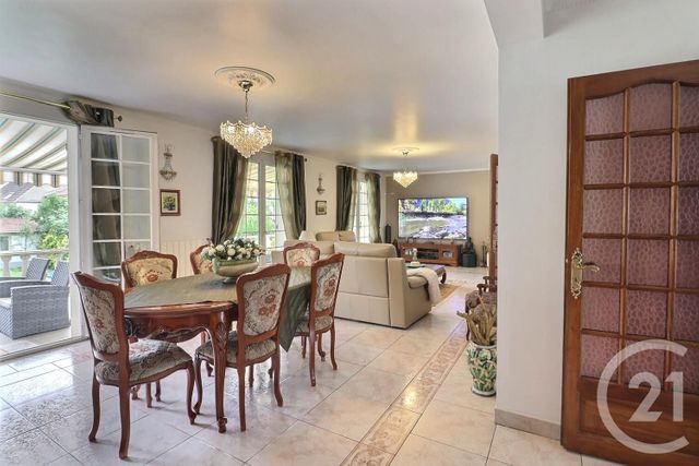 maison à vendre - 6 pièces - 171.51 m2 - VILLEPINTE - 93 - ILE-DE-FRANCE - Century 21 Vert-Galant