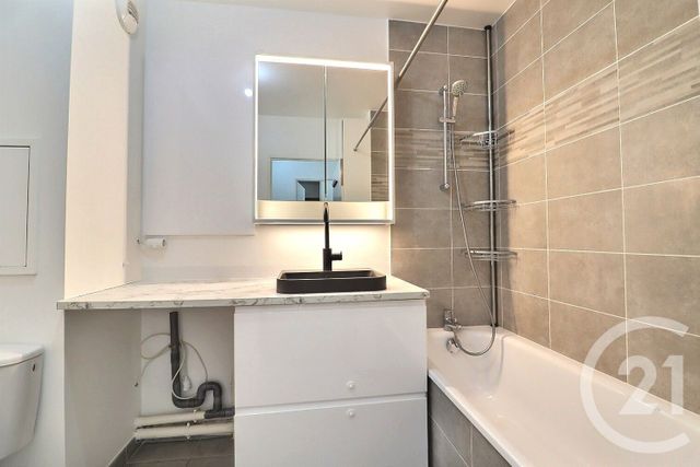 Appartement F2 à louer - 2 pièces - 38.0 m2 - TREMBLAY EN FRANCE - 93 - ILE-DE-FRANCE - Century 21 Vert-Galant