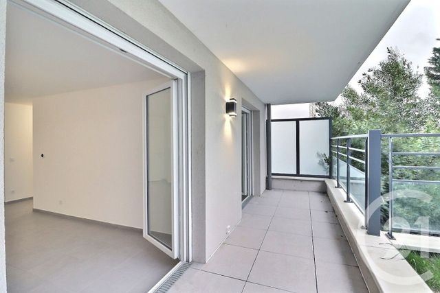 Afficher la photo en grand Appartement F2 à louer - 2 pièces - 40.91 m2 - TREMBLAY EN FRANCE - 93 - ILE-DE-FRANCE - Century 21 Vert-Galant
