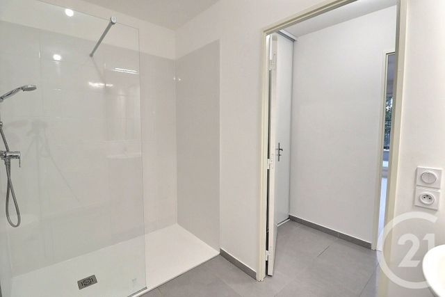 Afficher la photo en grand Appartement F2 à louer - 2 pièces - 40.91 m2 - TREMBLAY EN FRANCE - 93 - ILE-DE-FRANCE - Century 21 Vert-Galant