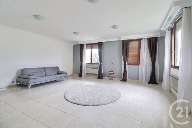 maison à vendre - 7 pièces - 243.0 m2 - VILLEPARISIS - 77 - ILE-DE-FRANCE - Century 21 Vert-Galant