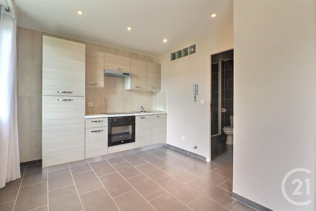 maison à vendre - 7 pièces - 243.0 m2 - VILLEPARISIS - 77 - ILE-DE-FRANCE - Century 21 Vert-Galant