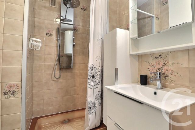 Appartement F1 à louer - 1 pièce - 31.29 m2 - COUBRON - 93 - ILE-DE-FRANCE - Century 21 Vert-Galant