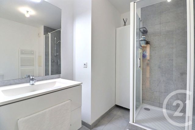 Appartement F2 à louer - 2 pièces - 45.81 m2 - TREMBLAY EN FRANCE - 93 - ILE-DE-FRANCE - Century 21 Vert-Galant