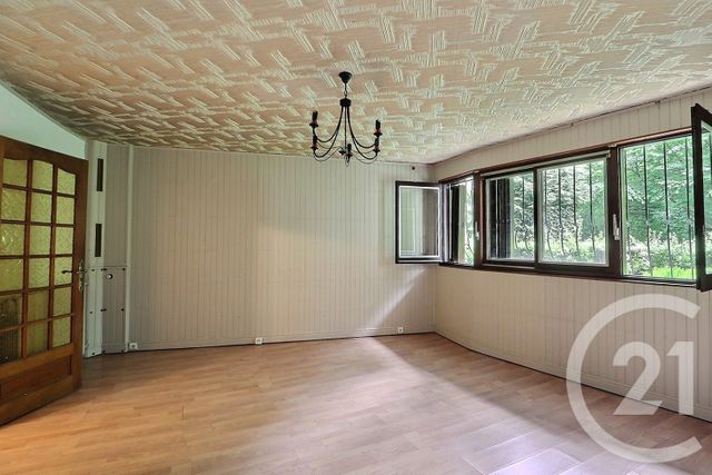 Appartement F5 à vendre - 5 pièces - 90.36 m2 - TREMBLAY EN FRANCE - 93 - ILE-DE-FRANCE - Century 21 Vert-Galant