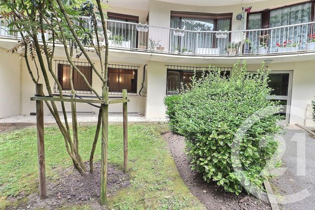 Appartement F5 à vendre - 5 pièces - 90.36 m2 - TREMBLAY EN FRANCE - 93 - ILE-DE-FRANCE - Century 21 Vert-Galant