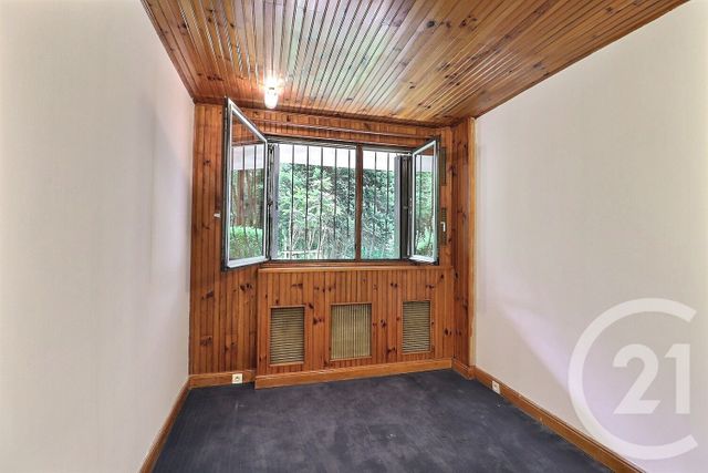 Appartement F5 à vendre - 5 pièces - 90.36 m2 - TREMBLAY EN FRANCE - 93 - ILE-DE-FRANCE - Century 21 Vert-Galant