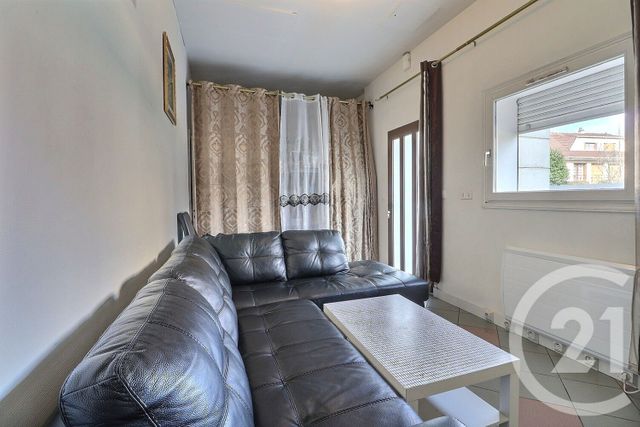 Afficher la photo en grand Appartement Studio à vendre - 1 pièce - 29.53 m2 - VILLEPINTE - 93 - ILE-DE-FRANCE - Century 21 Vert-Galant