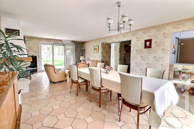 maison à vendre - 8 pièces - 213.0 m2 - VAUJOURS - 93 - ILE-DE-FRANCE - Century 21 Vert-Galant