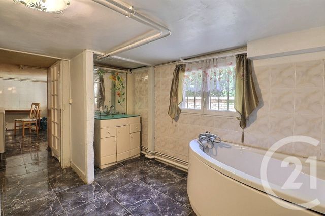 maison à vendre - 4 pièces - 77.37 m2 - TREMBLAY EN FRANCE - 93 - ILE-DE-FRANCE - Century 21 Vert-Galant