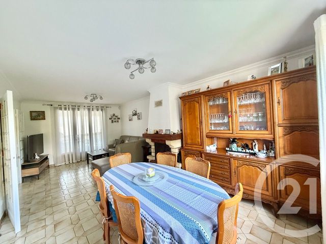 maison à vendre - 6 pièces - 124.7 m2 - TREMBLAY EN FRANCE - 93 - ILE-DE-FRANCE - Century 21 Vert-Galant