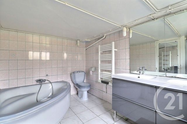 maison à vendre - 5 pièces - 83.95 m2 - TREMBLAY EN FRANCE - 93 - ILE-DE-FRANCE - Century 21 Vert-Galant