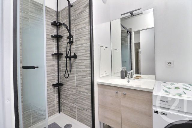 Appartement F4 à vendre - 4 pièces - 83.67 m2 - VAUJOURS - 93 - ILE-DE-FRANCE - Century 21 Vert-Galant