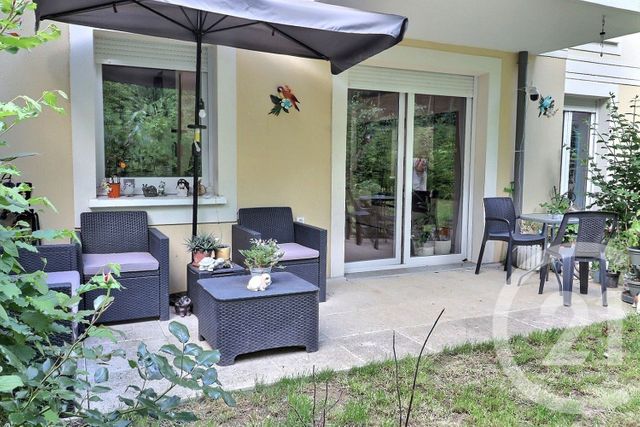 Appartement F4 à vendre - 4 pièces - 83.67 m2 - VAUJOURS - 93 - ILE-DE-FRANCE - Century 21 Vert-Galant