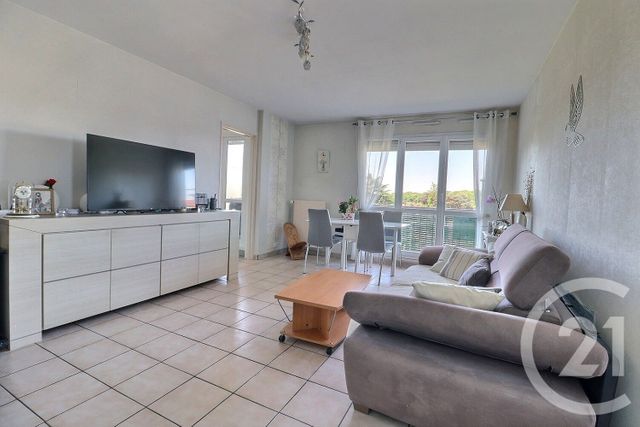 Appartement à vendre VAUJOURS