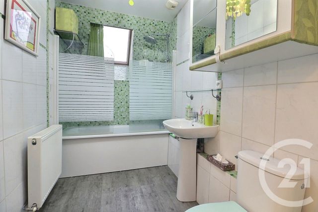 maison à vendre - 5 pièces - 84.0 m2 - TREMBLAY EN FRANCE - 93 - ILE-DE-FRANCE - Century 21 Vert-Galant