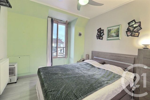 maison à vendre - 5 pièces - 84.0 m2 - TREMBLAY EN FRANCE - 93 - ILE-DE-FRANCE - Century 21 Vert-Galant