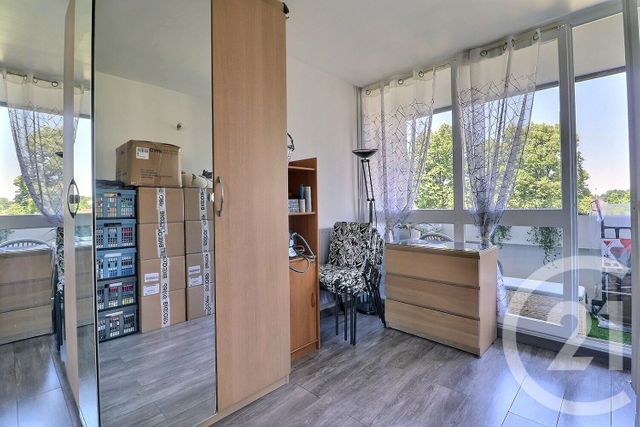 Appartement F4 à vendre - 4 pièces - 82.13 m2 - VILLEPINTE - 93 - ILE-DE-FRANCE - Century 21 Vert-Galant