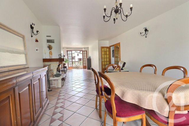 maison à vendre - 5 pièces - 167.91 m2 - TREMBLAY EN FRANCE - 93 - ILE-DE-FRANCE - Century 21 Vert-Galant