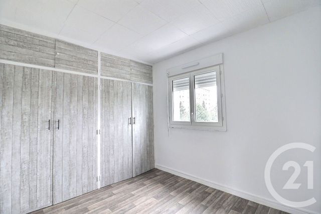 Appartement F3 à louer - 3 pièces - 49.79 m2 - VILLEPINTE - 93 - ILE-DE-FRANCE - Century 21 Vert-Galant