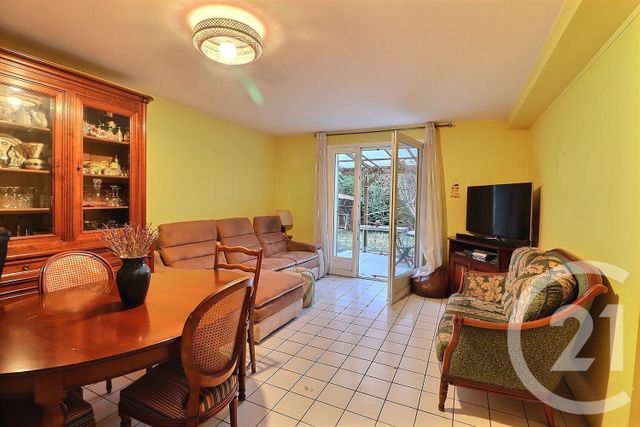 maison à vendre - 5 pièces - 110.67 m2 - TREMBLAY EN FRANCE - 93 - ILE-DE-FRANCE - Century 21 Vert-Galant