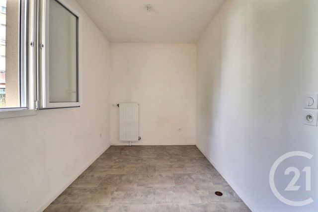 Appartement F1 à louer - 1 pièce - 31.92 m2 - TREMBLAY EN FRANCE - 93 - ILE-DE-FRANCE - Century 21 Vert-Galant
