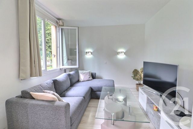 Appartement F3 à vendre - 3 pièces - 70.8 m2 - VILLEPARISIS - 77 - ILE-DE-FRANCE - Century 21 Vert-Galant