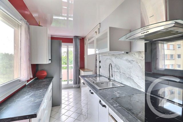 Appartement F4 à vendre - 4 pièces - 81.42 m2 - TREMBLAY EN FRANCE - 93 - ILE-DE-FRANCE - Century 21 Vert-Galant