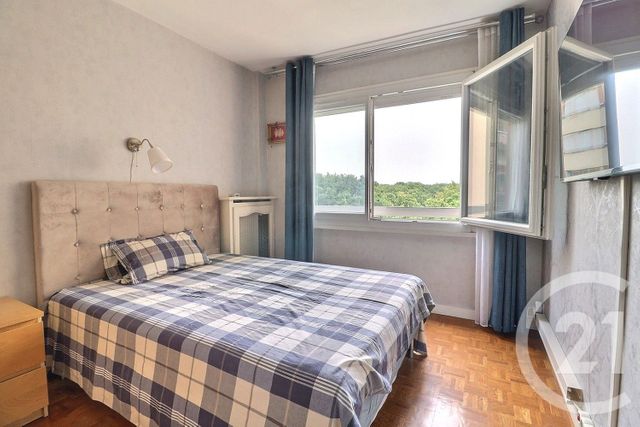 Appartement F4 à vendre - 4 pièces - 81.42 m2 - TREMBLAY EN FRANCE - 93 - ILE-DE-FRANCE - Century 21 Vert-Galant