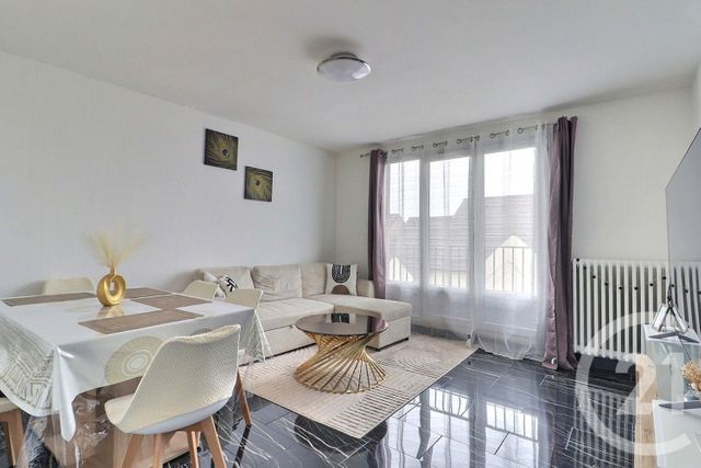 Appartement F2 à vendre - 2 pièces - 42.16 m2 - TREMBLAY EN FRANCE - 93 - ILE-DE-FRANCE - Century 21 Vert-Galant