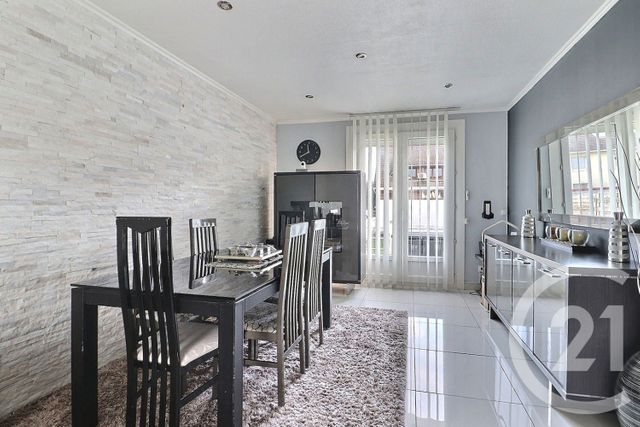 maison à vendre - 7 pièces - 113.65 m2 - TREMBLAY EN FRANCE - 93 - ILE-DE-FRANCE - Century 21 Vert-Galant