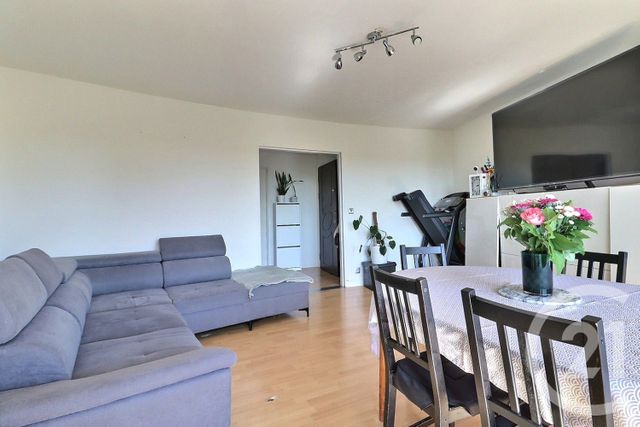 Appartement F3 à vendre - 3 pièces - 69.65 m2 - TREMBLAY EN FRANCE - 93 - ILE-DE-FRANCE - Century 21 Vert-Galant