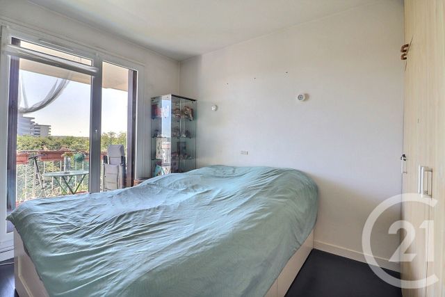 Appartement F3 à vendre - 3 pièces - 69.65 m2 - TREMBLAY EN FRANCE - 93 - ILE-DE-FRANCE - Century 21 Vert-Galant