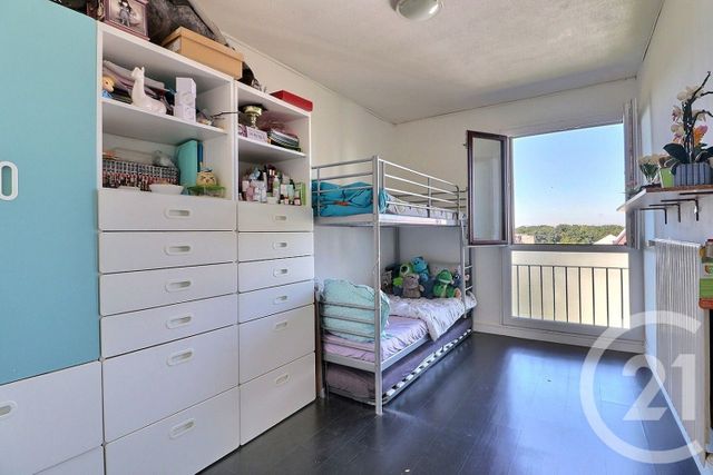 Appartement F3 à vendre - 3 pièces - 69.65 m2 - TREMBLAY EN FRANCE - 93 - ILE-DE-FRANCE - Century 21 Vert-Galant