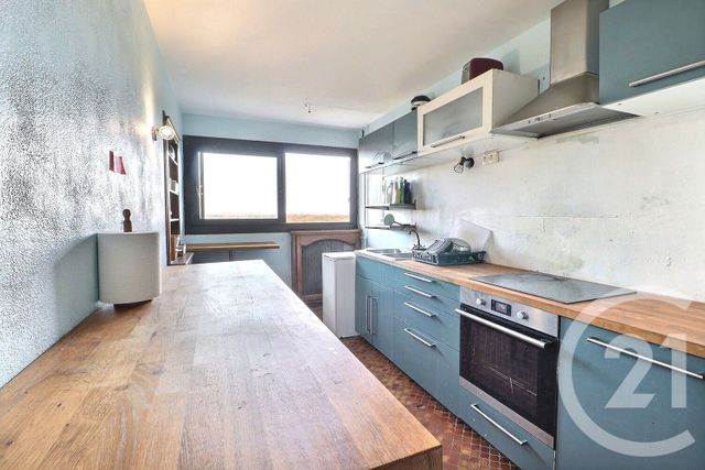 Afficher la photo en grand Appartement F3 à vendre - 3 pièces - 70.52 m2 - TREMBLAY EN FRANCE - 93 - ILE-DE-FRANCE - Century 21 Vert-Galant