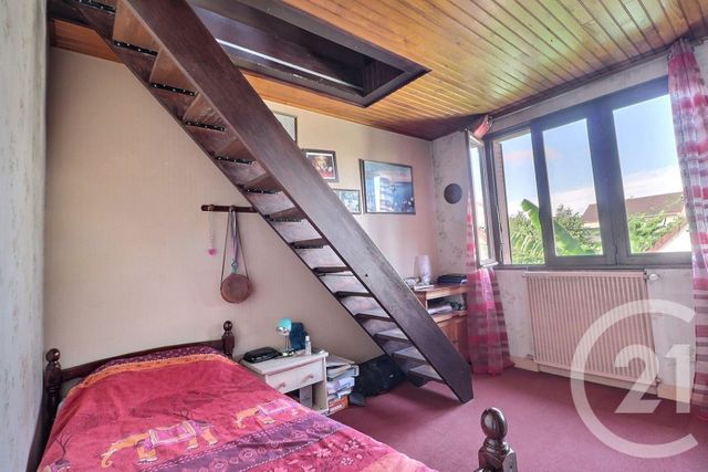 maison à vendre - 7 pièces - 188.89 m2 - TREMBLAY EN FRANCE - 93 - ILE-DE-FRANCE - Century 21 Vert-Galant