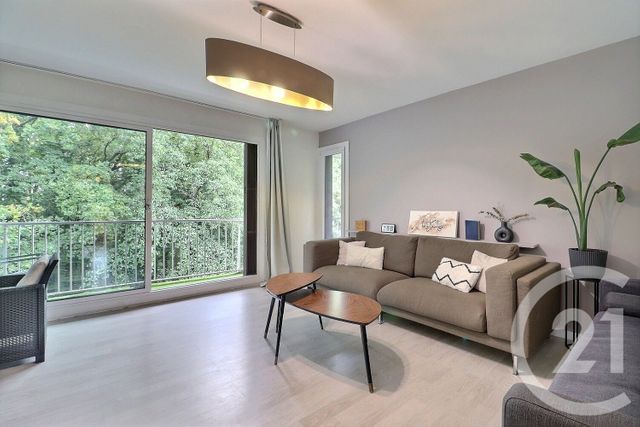 Appartement F3 à vendre - 3 pièces - 69.63 m2 - TREMBLAY EN FRANCE - 93 - ILE-DE-FRANCE - Century 21 Vert-Galant