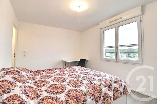 Afficher la photo en grand Appartement F3 à louer - 3 pièces - 52.33 m2 - TREMBLAY EN FRANCE - 93 - ILE-DE-FRANCE - Century 21 Vert-Galant
