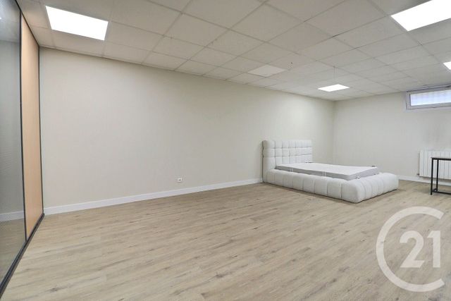 maison à vendre - 6 pièces - 184.42 m2 - VAUJOURS - 93 - ILE-DE-FRANCE - Century 21 Vert-Galant