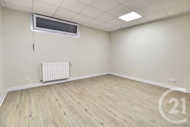 maison à vendre - 6 pièces - 184.42 m2 - VAUJOURS - 93 - ILE-DE-FRANCE - Century 21 Vert-Galant