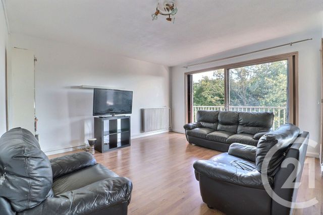 Appartement F5 à vendre - 5 pièces - 91.85 m2 - TREMBLAY EN FRANCE - 93 - ILE-DE-FRANCE - Century 21 Vert-Galant