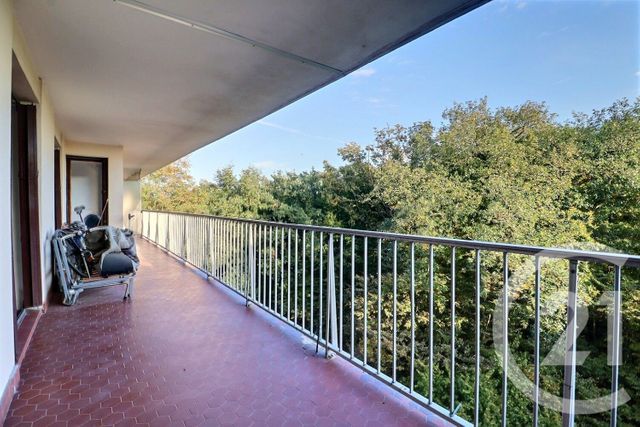 Appartement F5 à vendre - 5 pièces - 91.85 m2 - TREMBLAY EN FRANCE - 93 - ILE-DE-FRANCE - Century 21 Vert-Galant