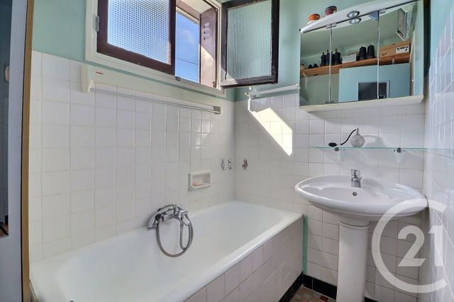 maison à vendre - 4 pièces - 64.01 m2 - TREMBLAY EN FRANCE - 93 - ILE-DE-FRANCE - Century 21 Vert-Galant